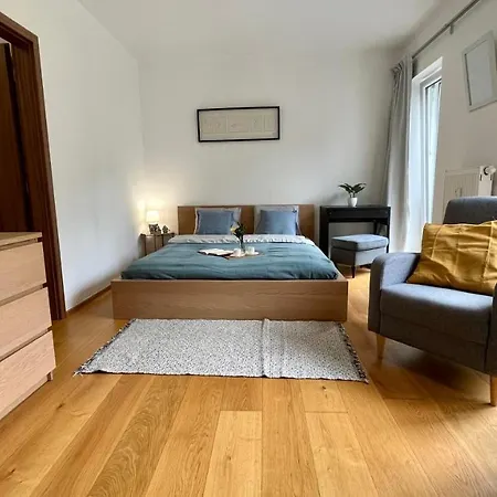 The Close To The Center And O2 Arena Apartment Prag